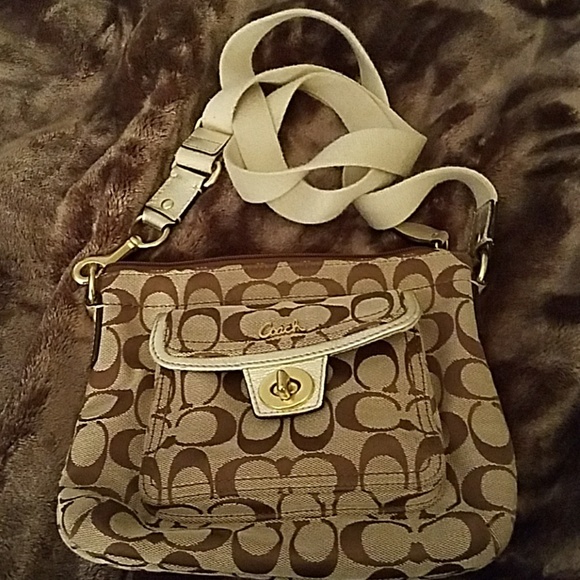 Coach Handbags - Coach Crossbody